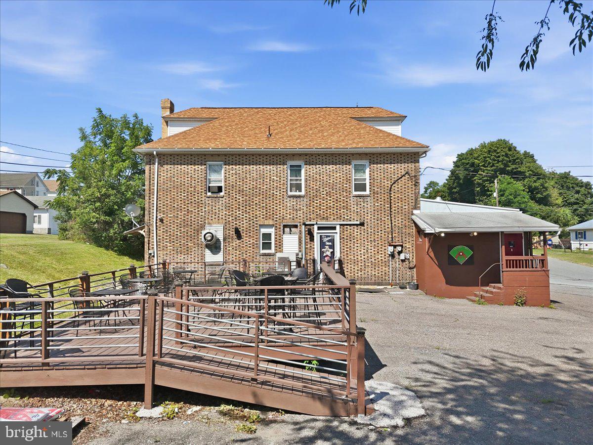 10 E Lehigh St Property Photo 30