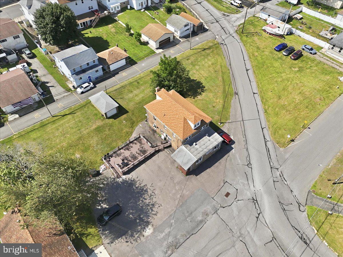 10 E Lehigh St Property Photo 34