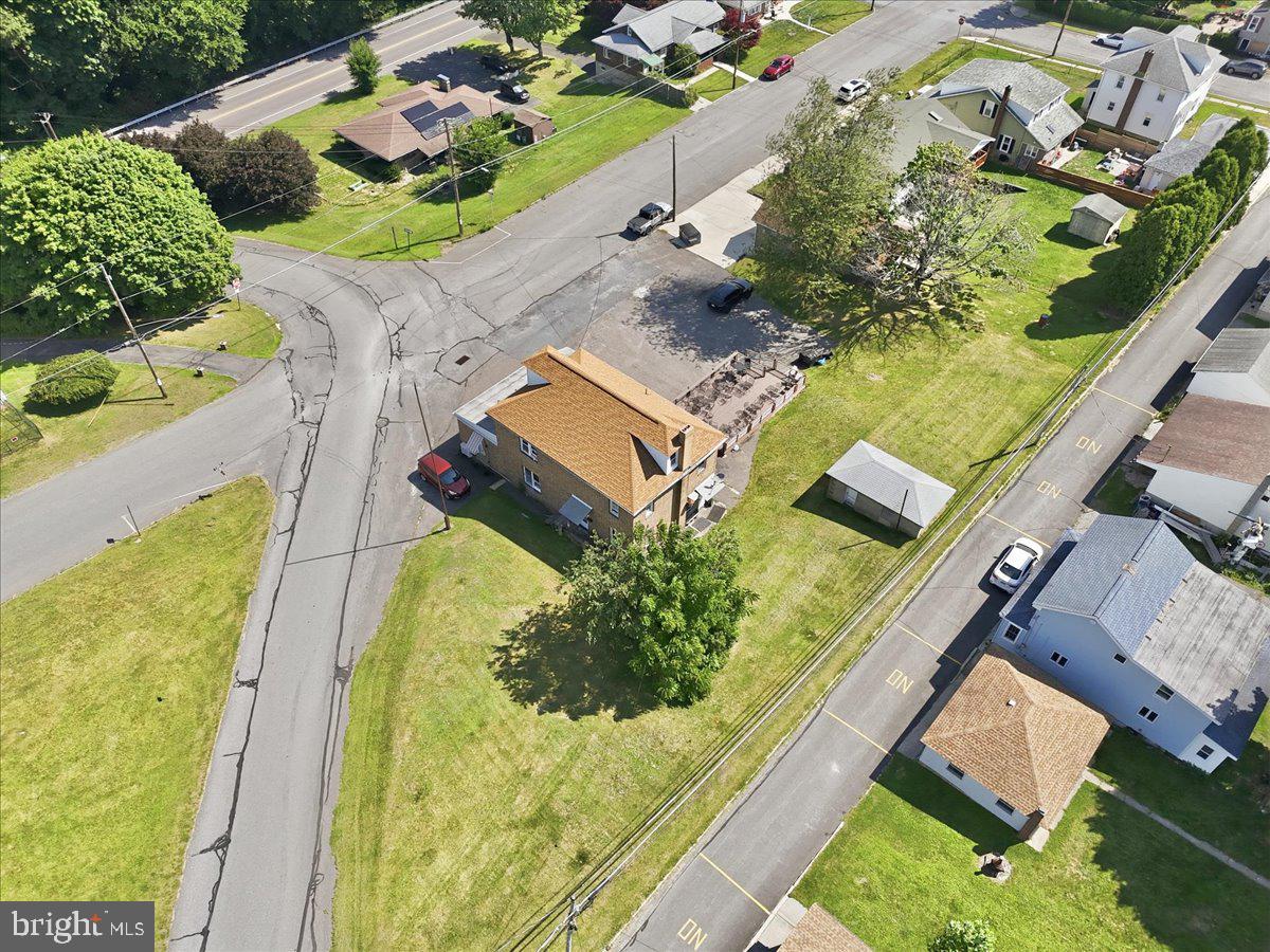 10 E Lehigh St Property Photo 35