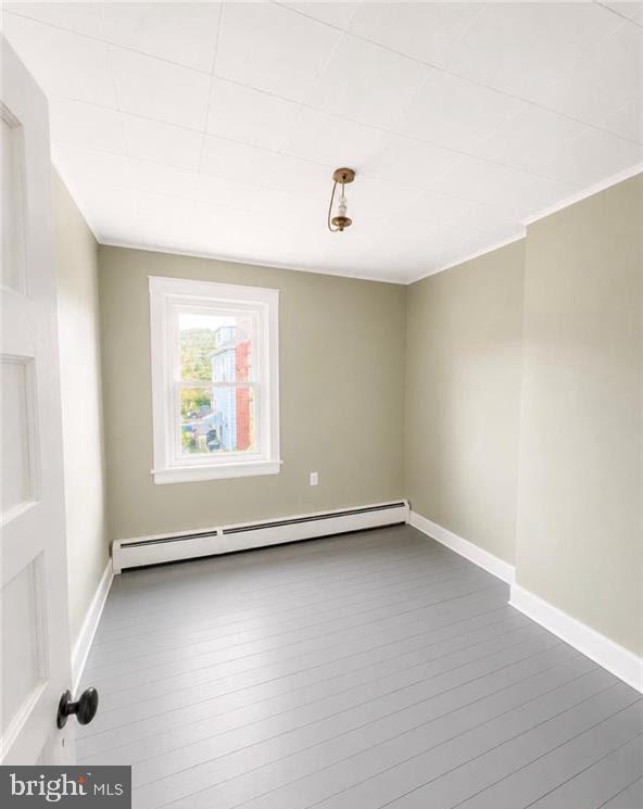 113 W Bertsch Property Photo 14