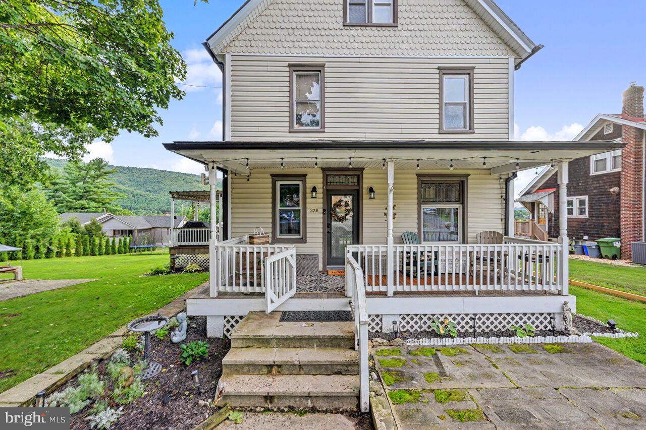 236 Ore St Property Photo 14