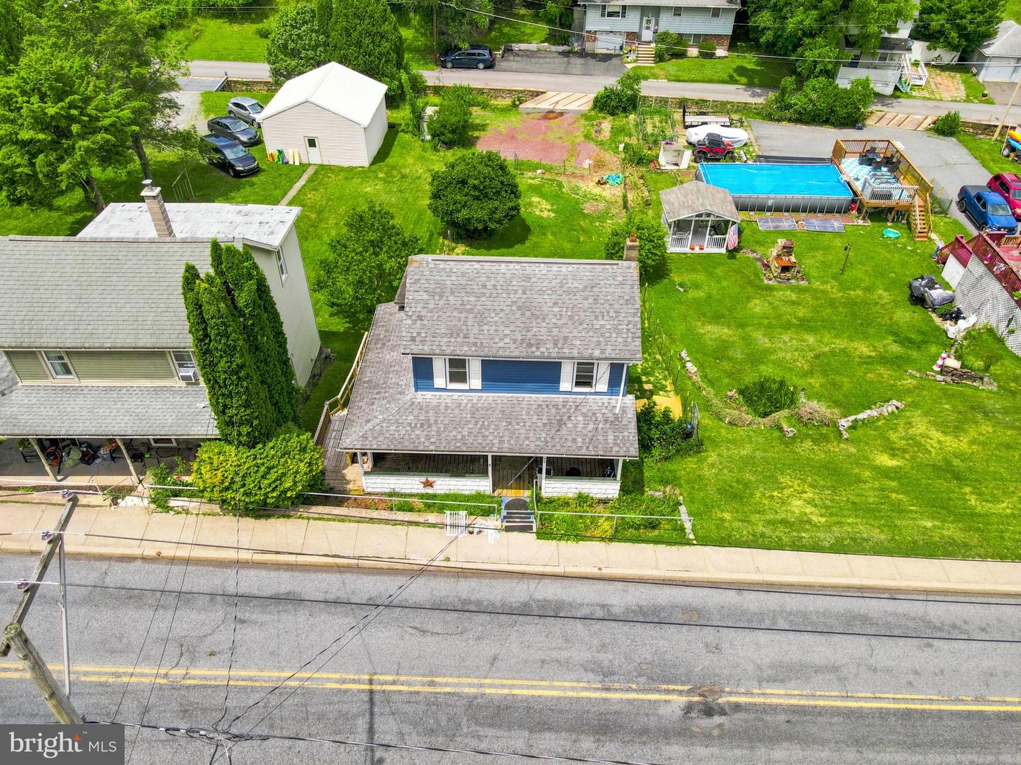 242 Hudsondale St Property Photo 24