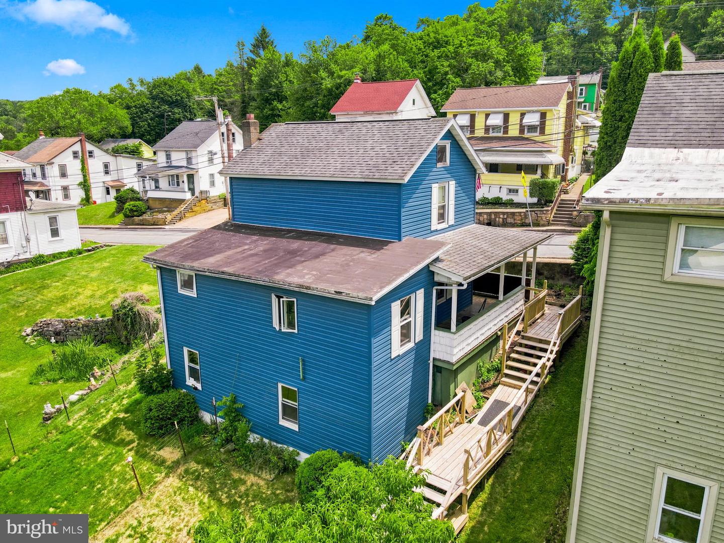 242 Hudsondale St Property Photo 26