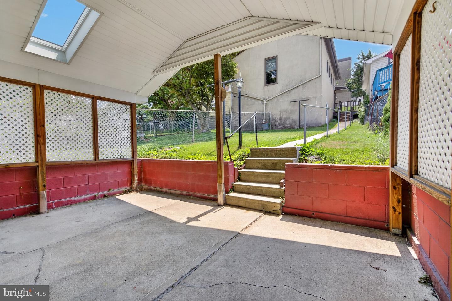 408 E Patterson St Property Photo 54