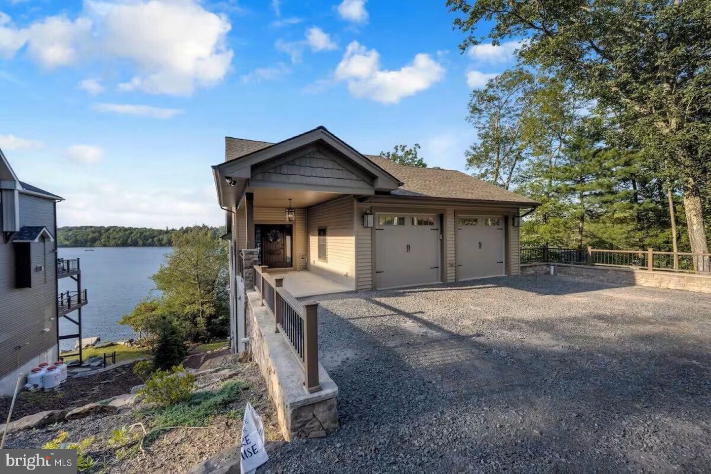 186 S Lake Dr Property Photo 78
