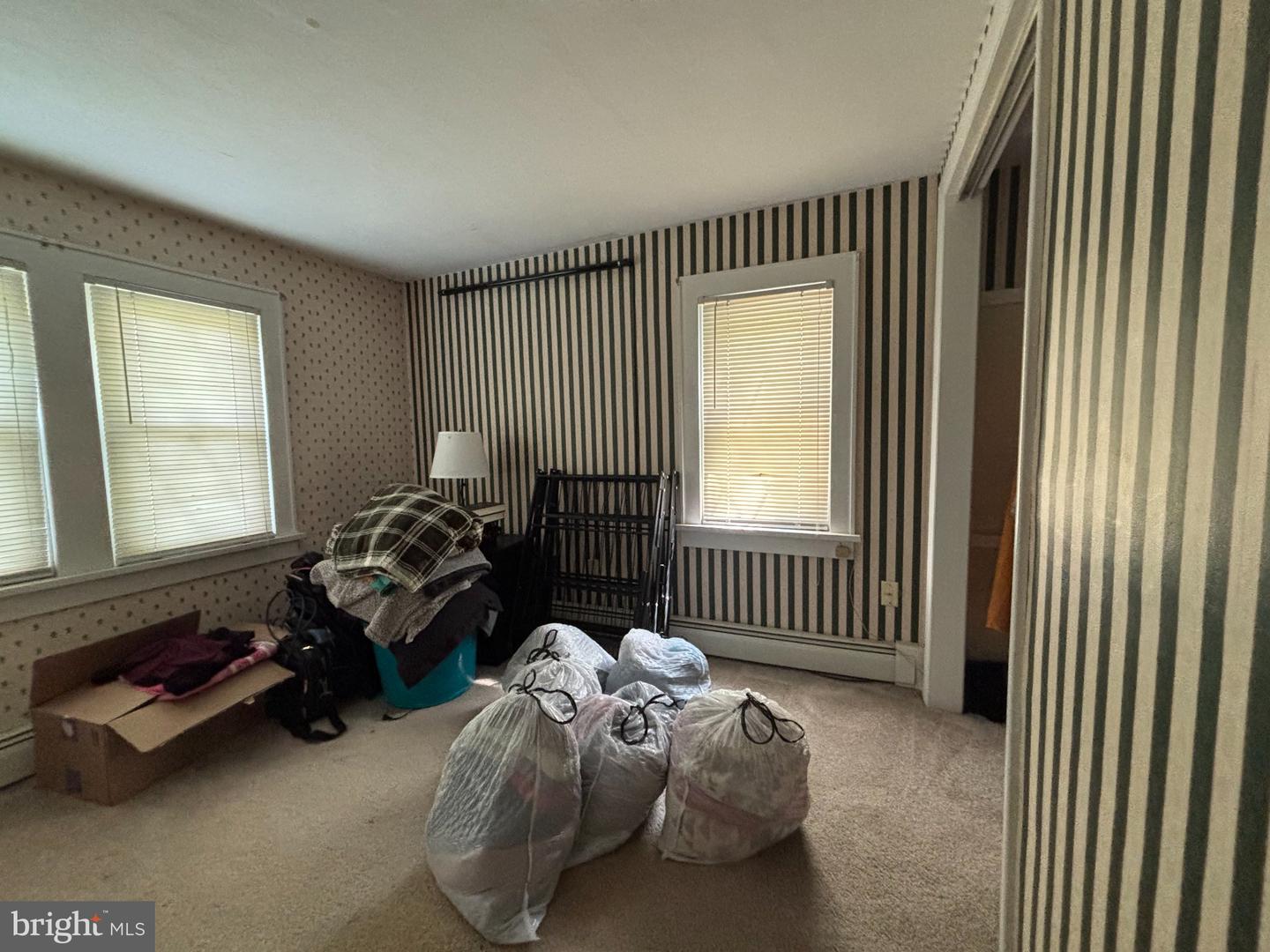 231 Laurel Rd Property Photo 25