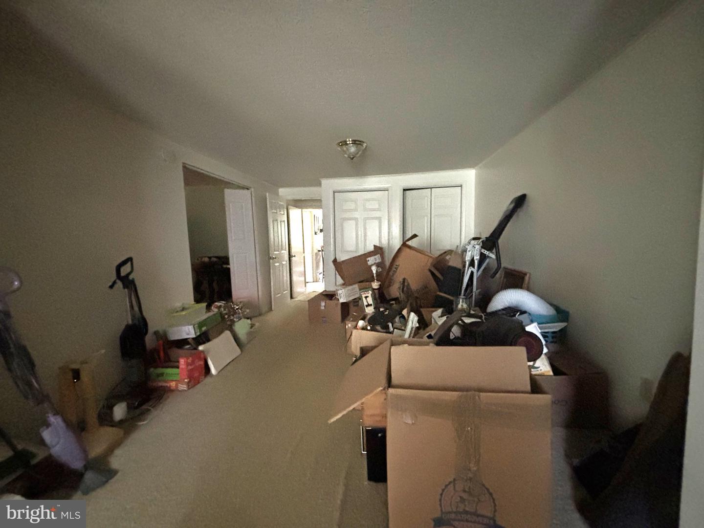 231 Laurel Rd Property Photo 29