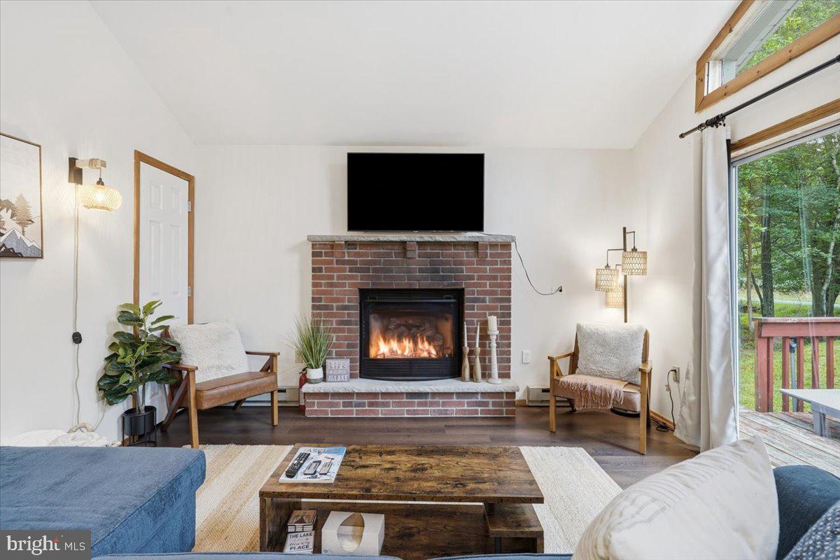 10 Lenape Trl Property Photo 3
