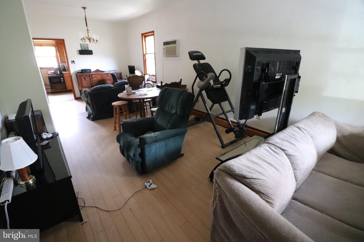 249 Avenue B Property Photo 4