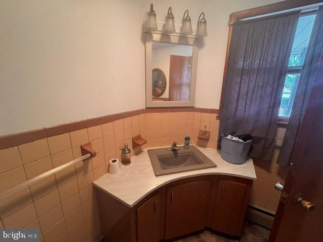 249 Avenue B Property Photo 9
