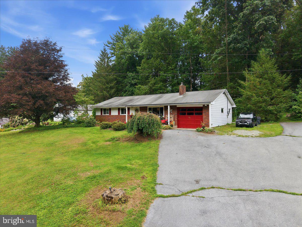 20 Serfass Ln Property Photo 44