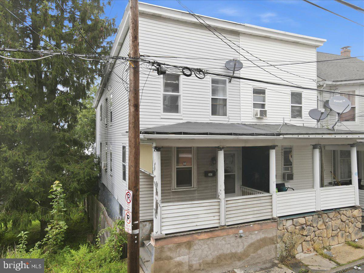 347 W Kline Ave Property Photo 1