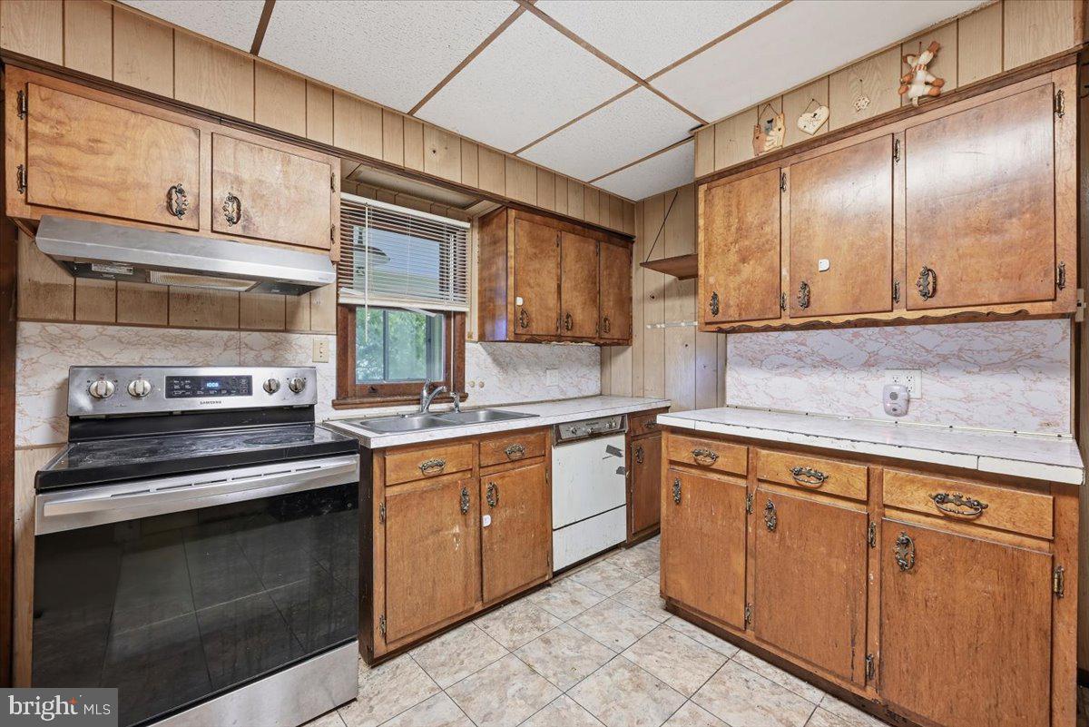 347 W Kline Ave Property Photo 17