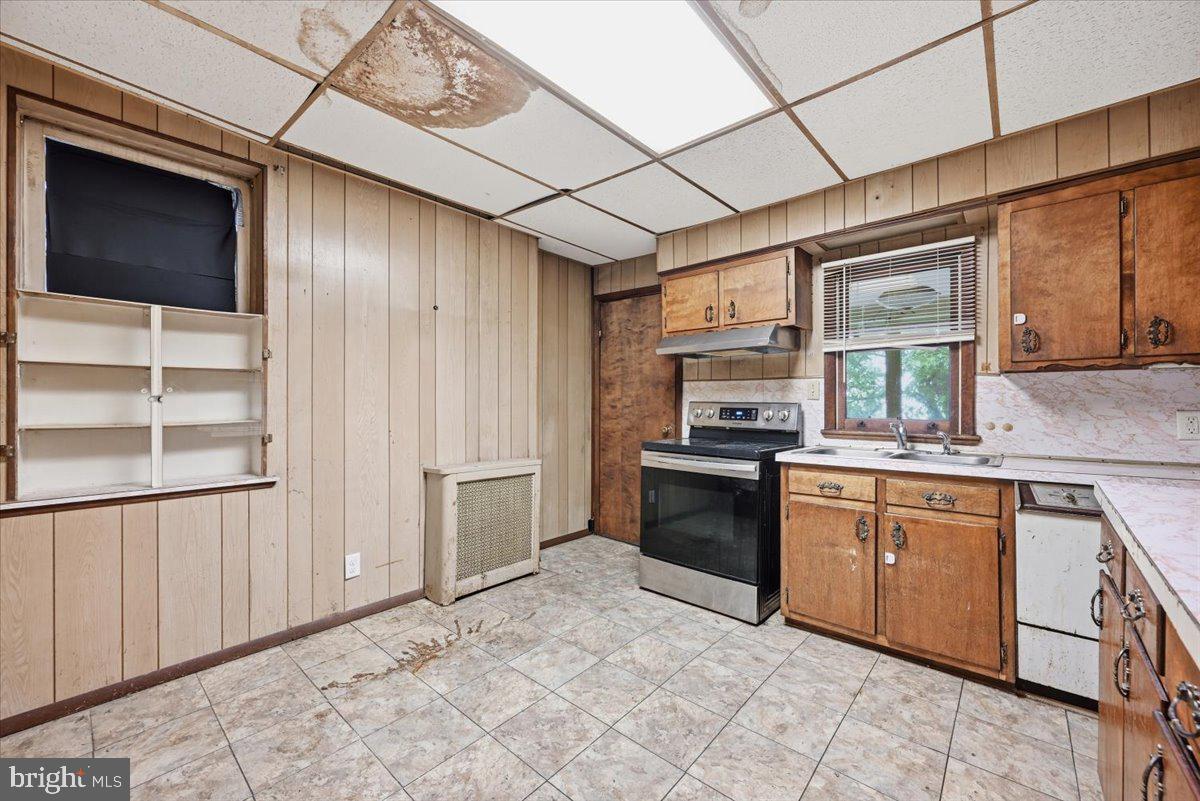 347 W Kline Ave Property Photo 18