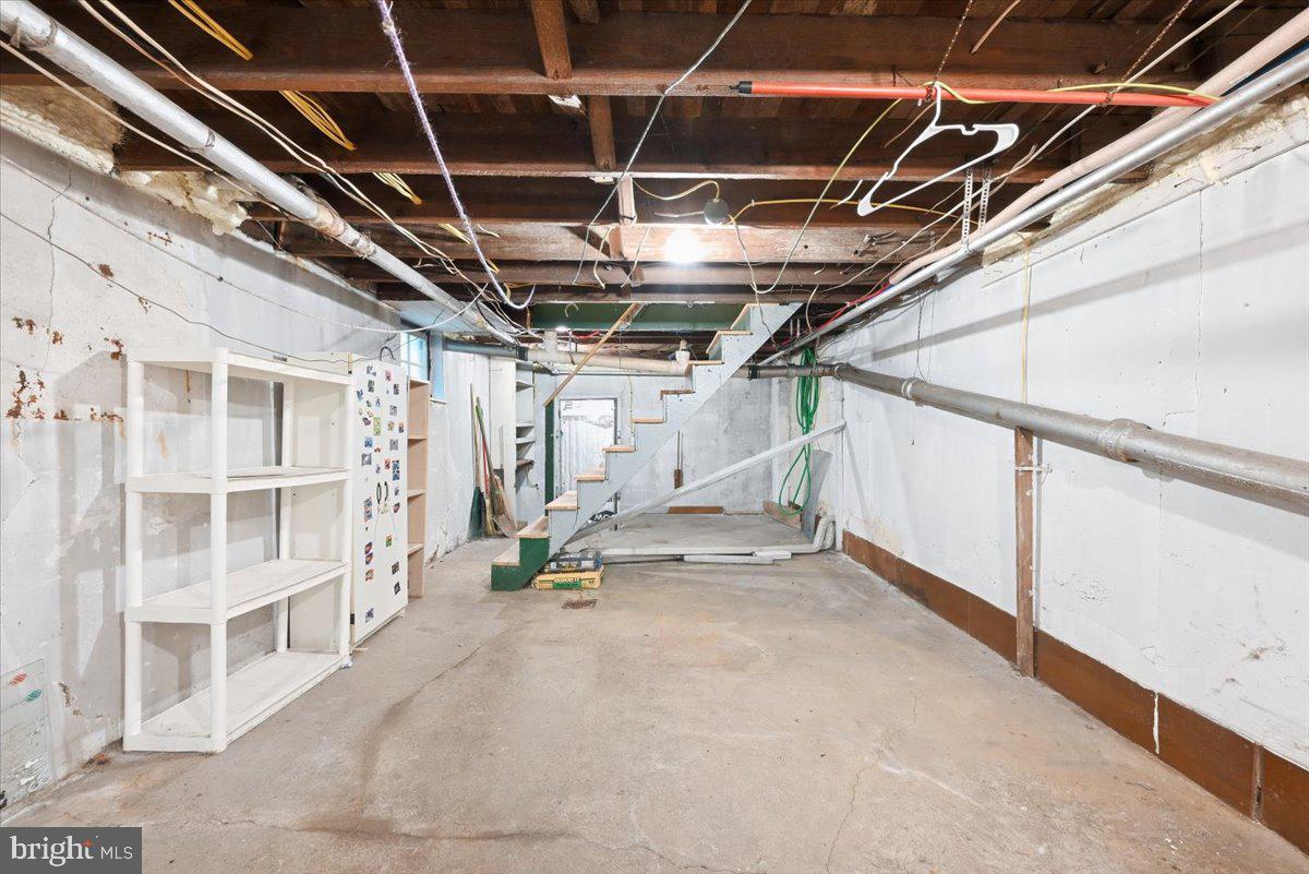 347 W Kline Ave Property Photo 43