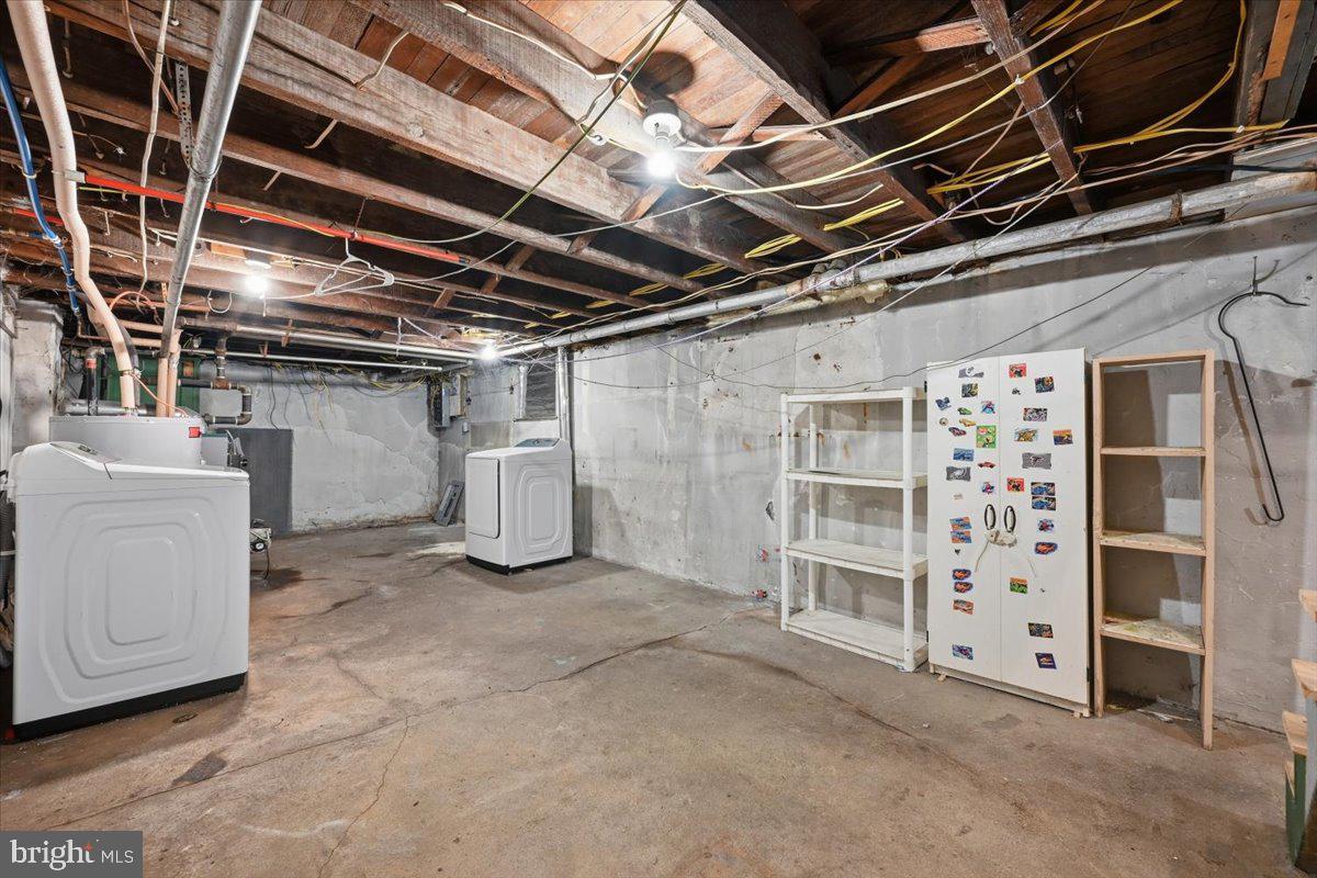 347 W Kline Ave Property Photo 44