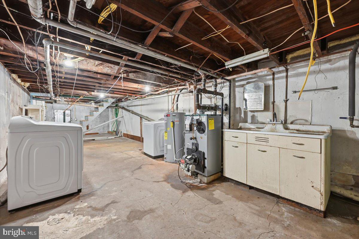 347 W Kline Ave Property Photo 46