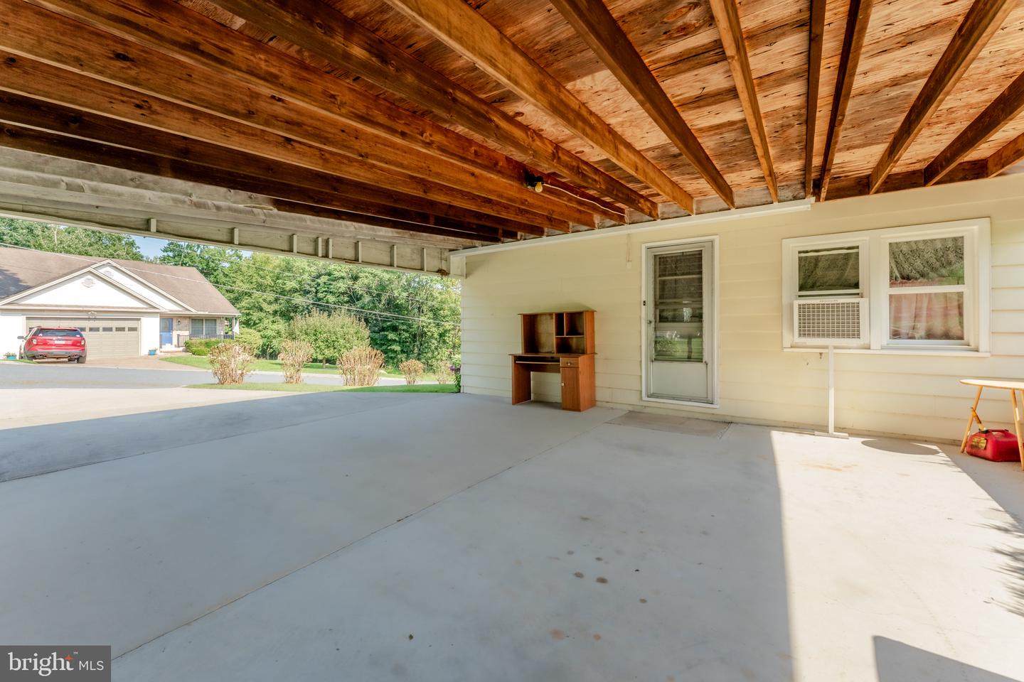 14 Brook Dr Property Photo 10