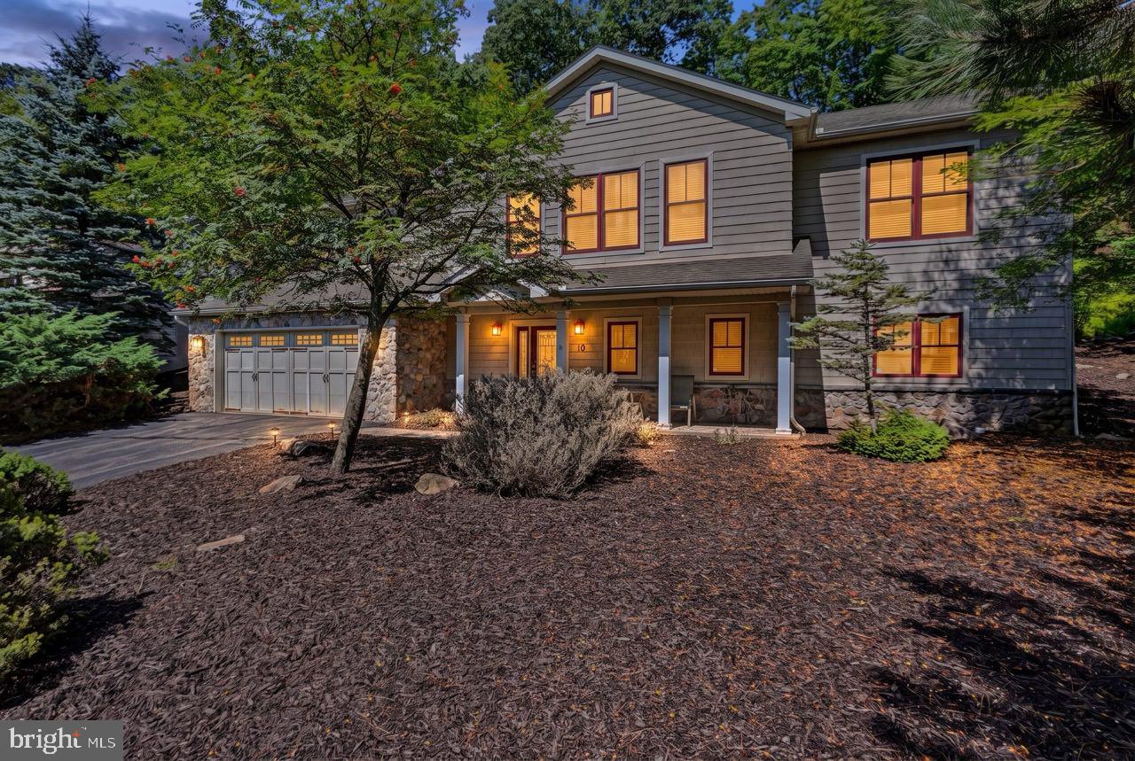 10 Bluestone Ct Property Photo 8