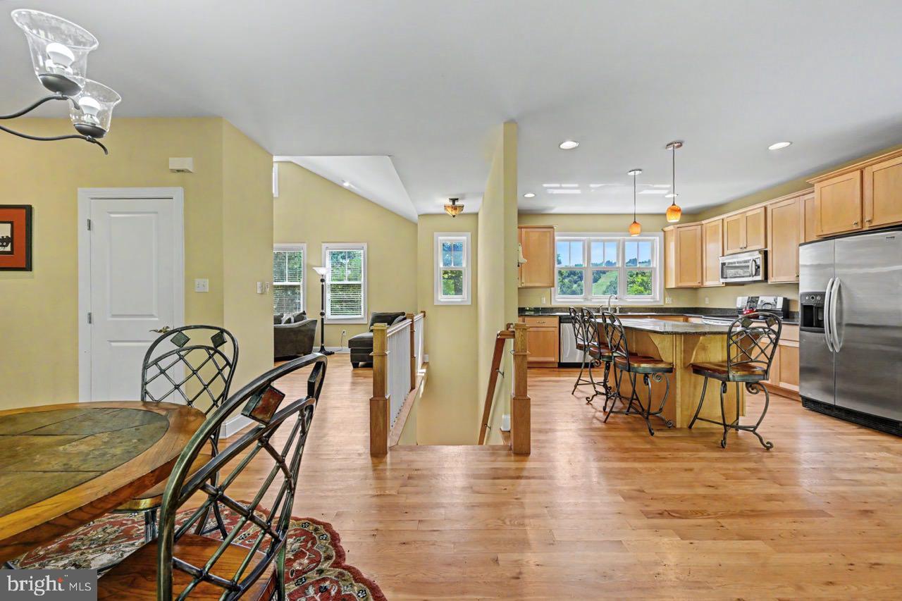 10 Bluestone Ct Property Photo 25