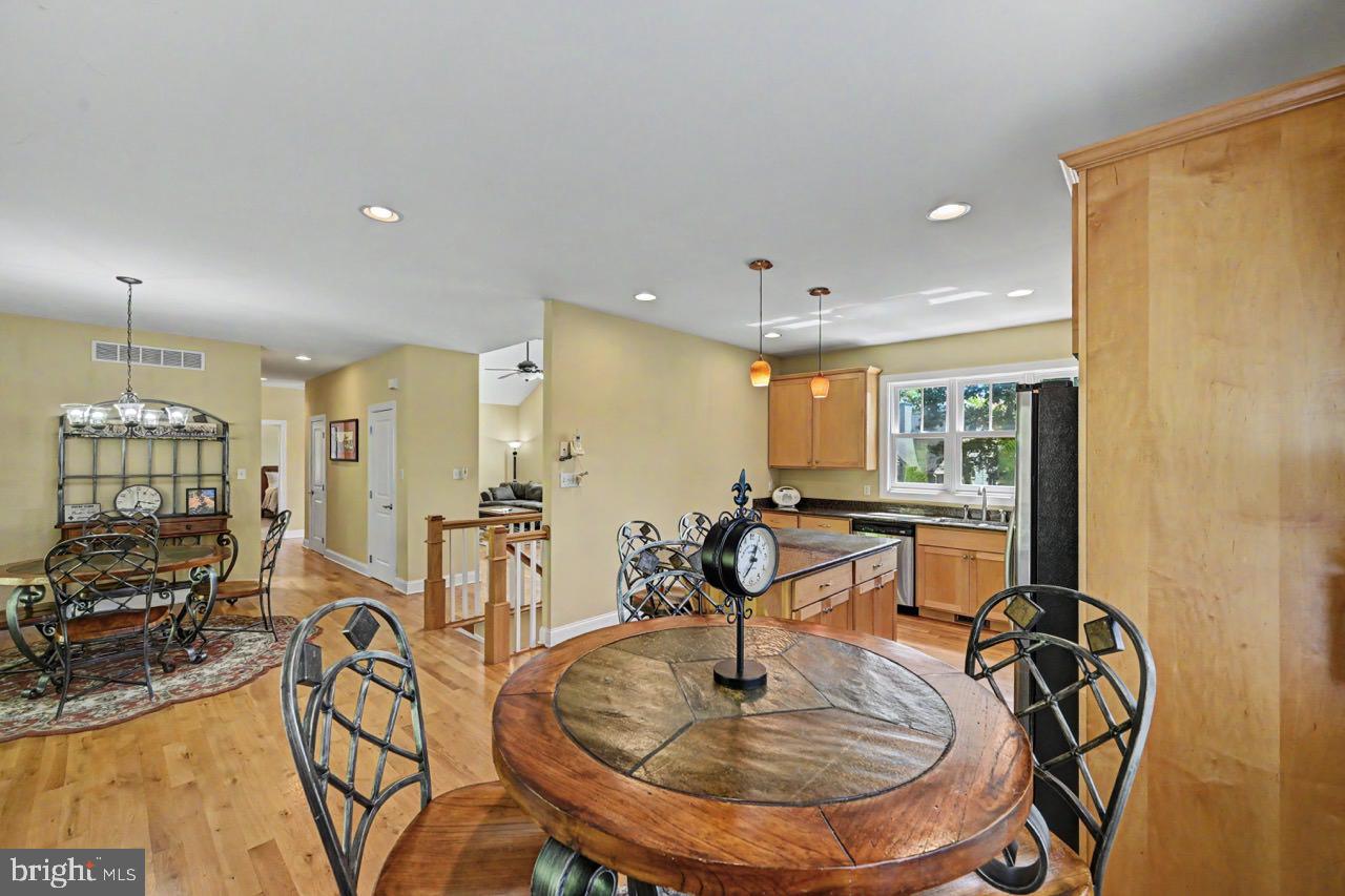 10 Bluestone Ct Property Photo 30