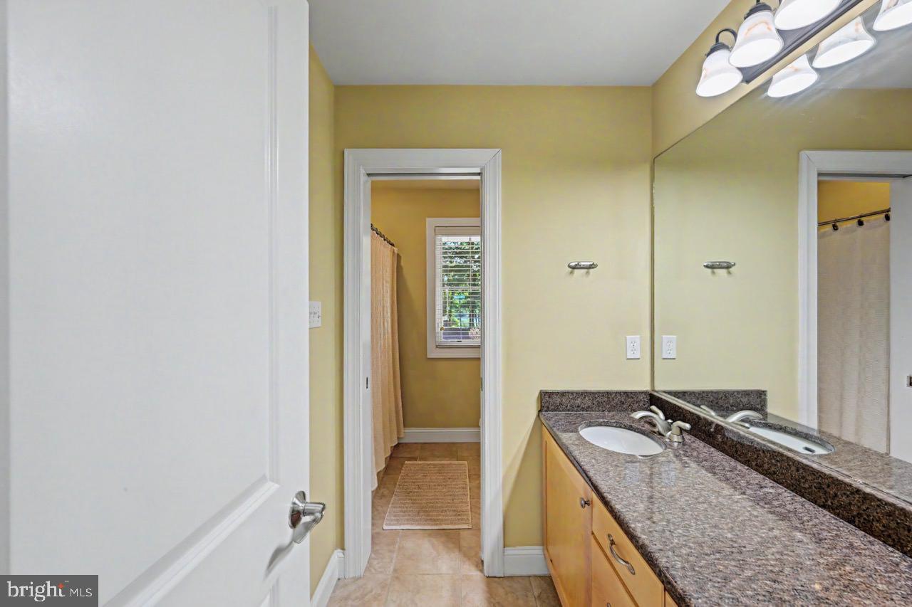 10 Bluestone Ct Property Photo 55