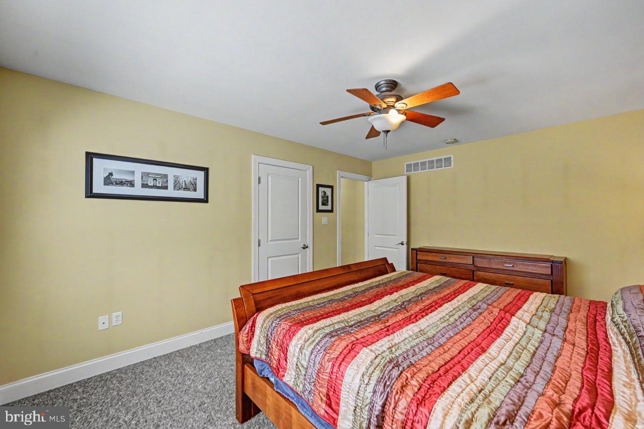 10 Bluestone Ct Property Photo 60