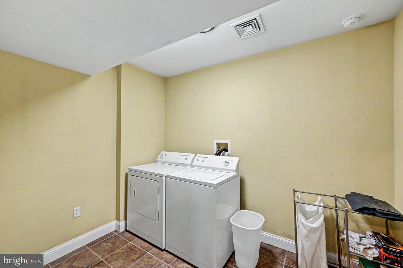 10 Bluestone Ct Property Photo 62