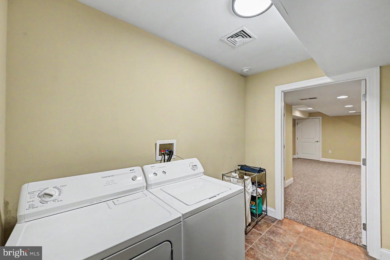 10 Bluestone Ct Property Photo 63