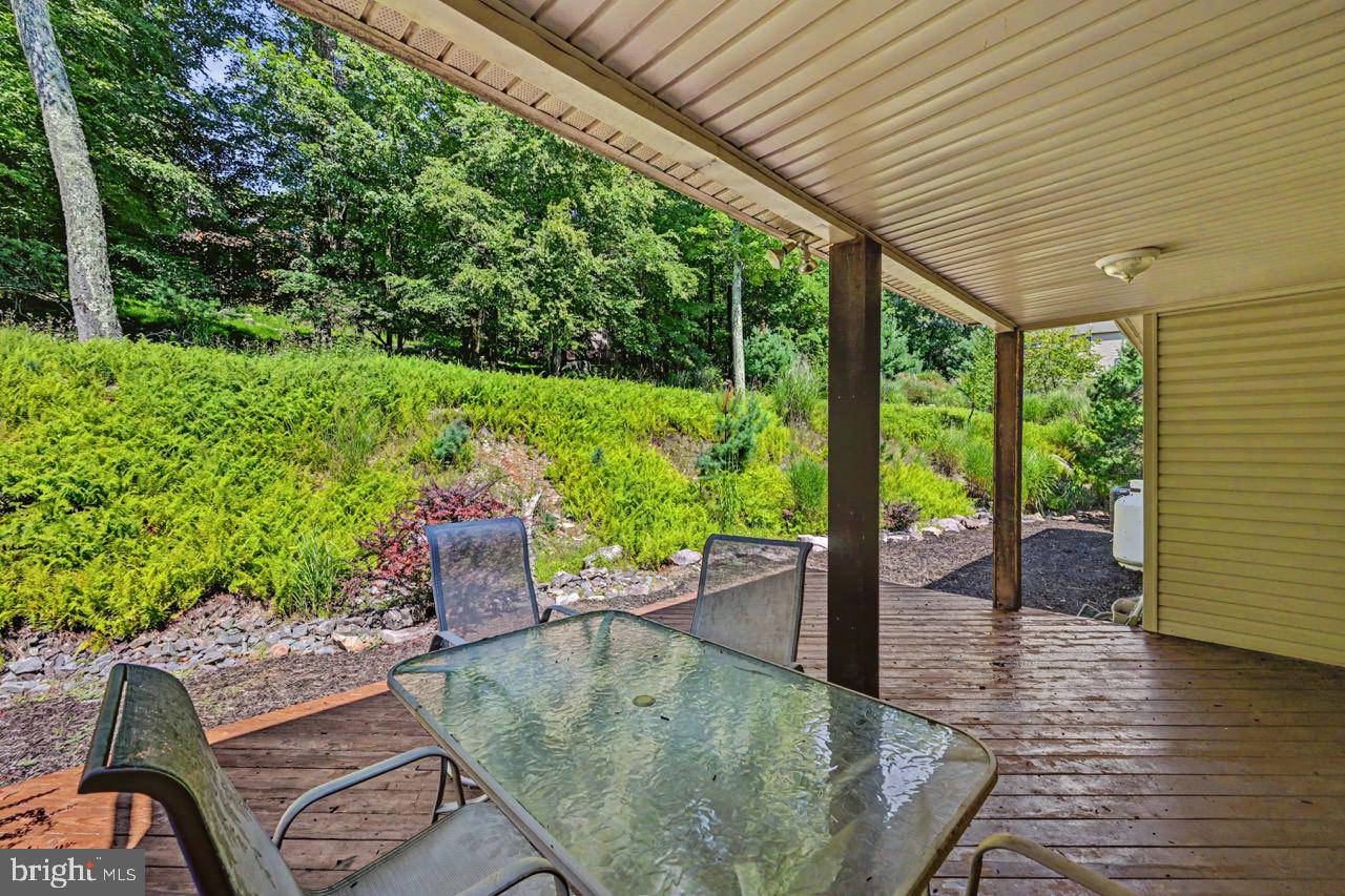 10 Bluestone Ct Property Photo 74