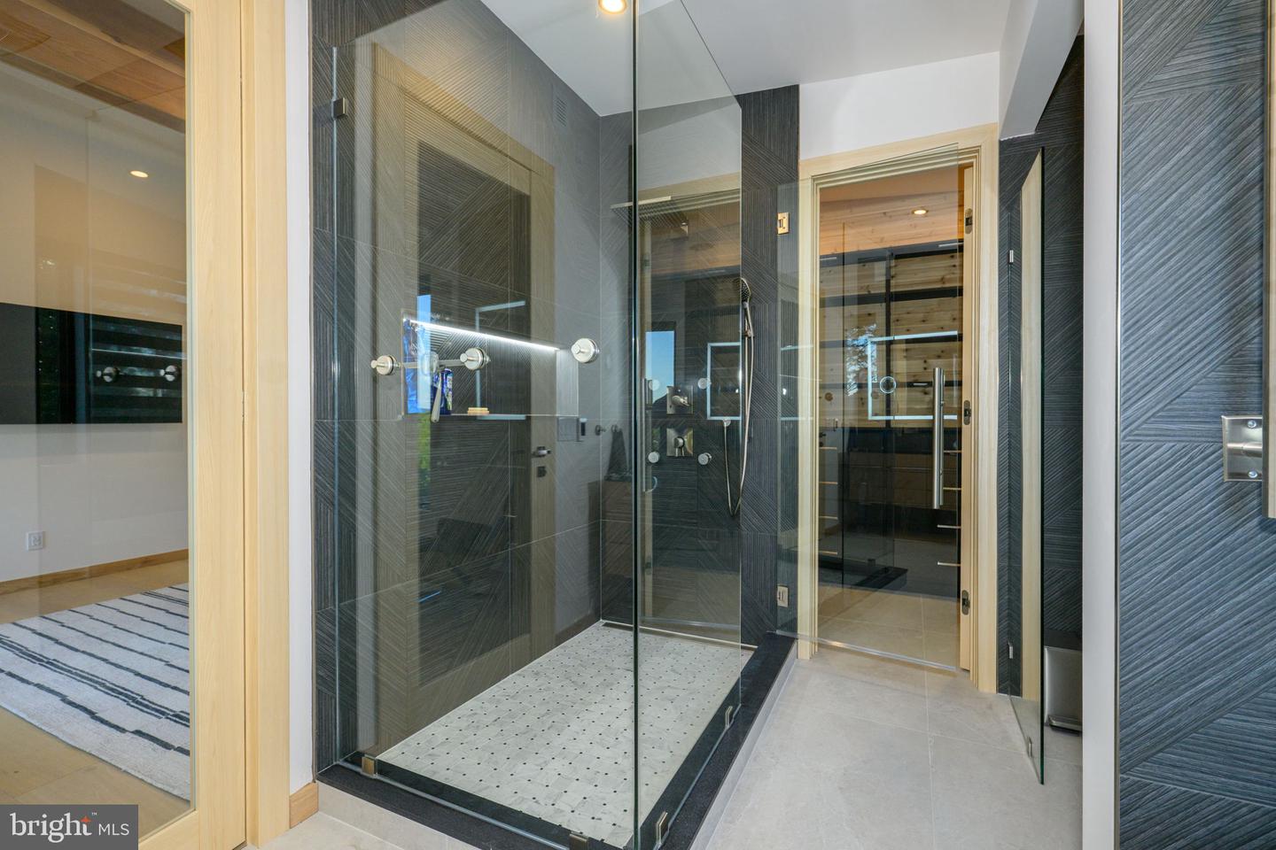 265 La Montage Dr Property Photo 42