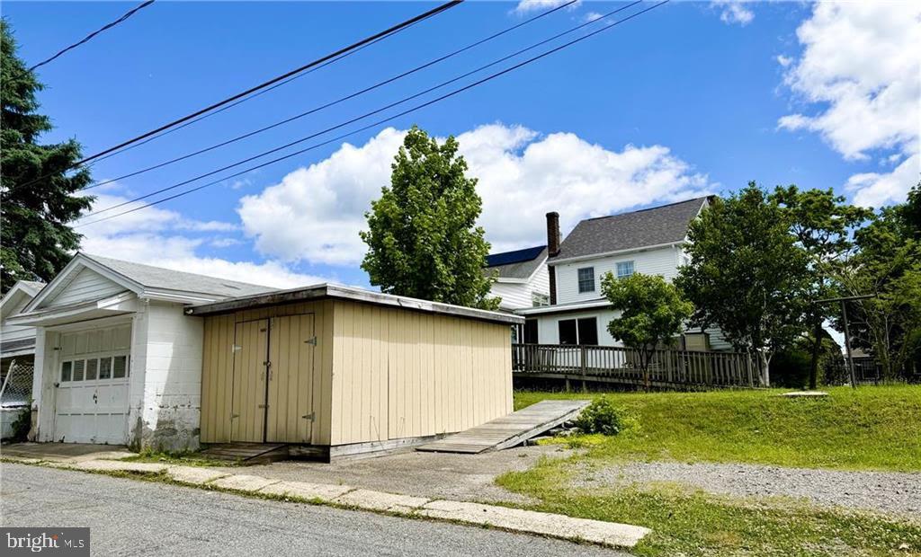 306 E White St Property Photo 53