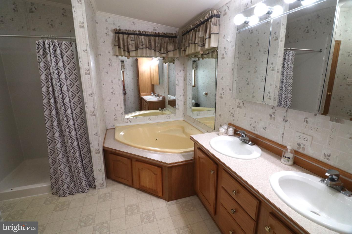 117 Ashley Ln Property Photo 25