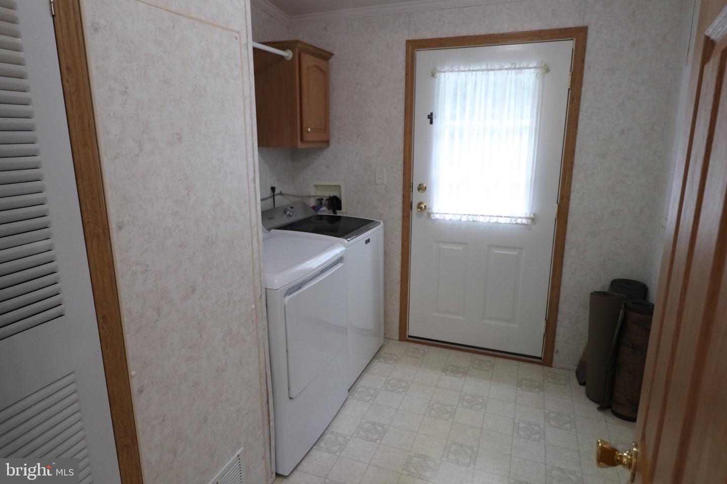 117 Ashley Ln Property Photo 34