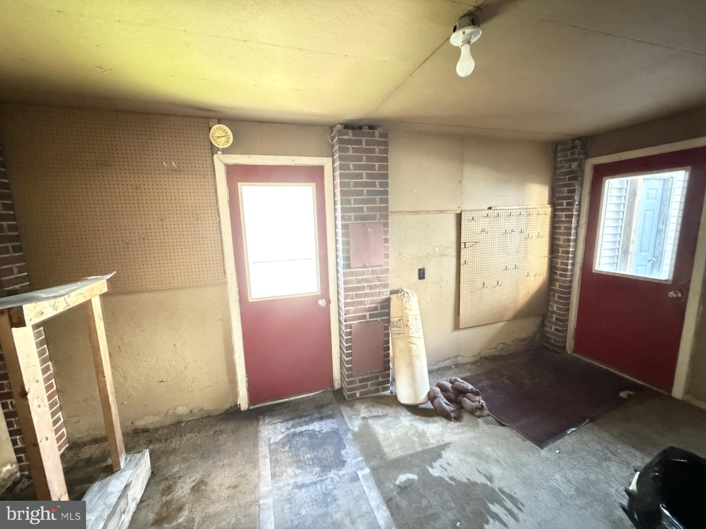 46 E Mill St Property Photo 53
