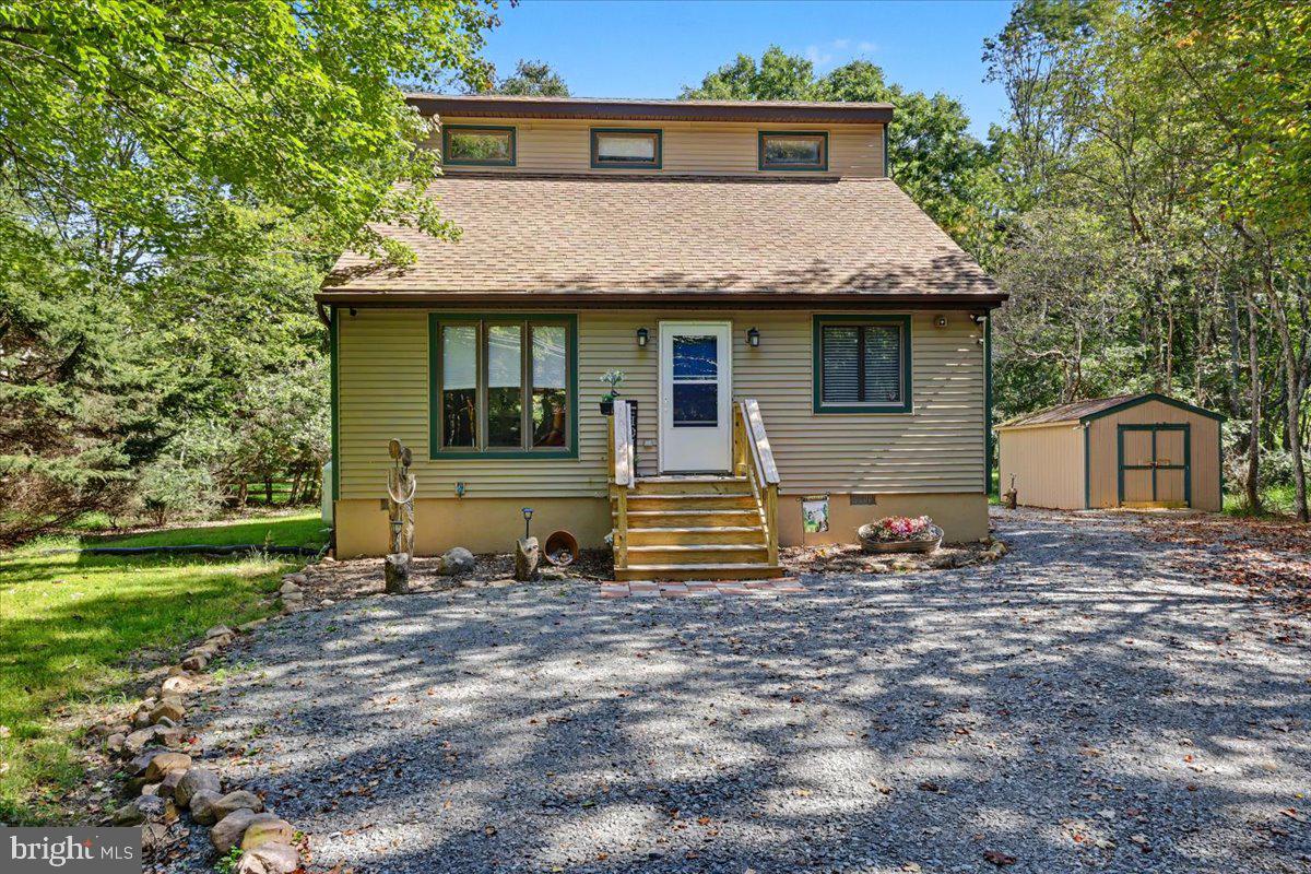 50 TENNYSON CIR Property Photo 1