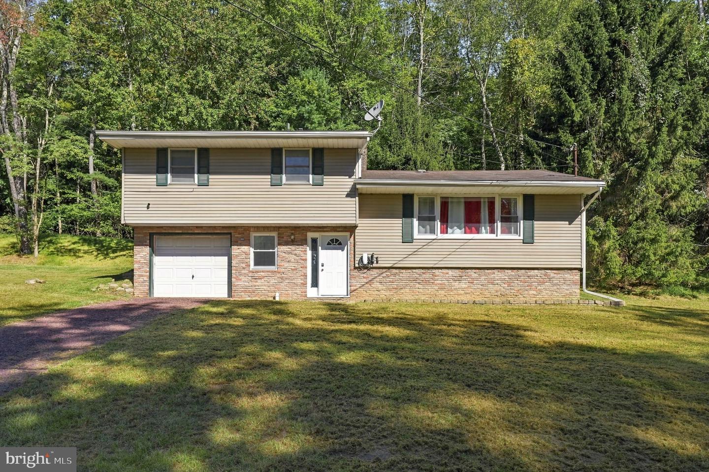 2358 Buck Mountain Rd Property Photo 1