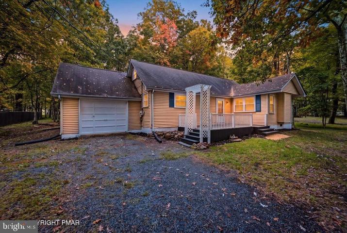 118 Buckhill Rd E Property Photo 4