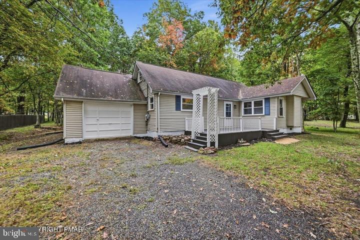 118 Buckhill Rd E Property Photo 5