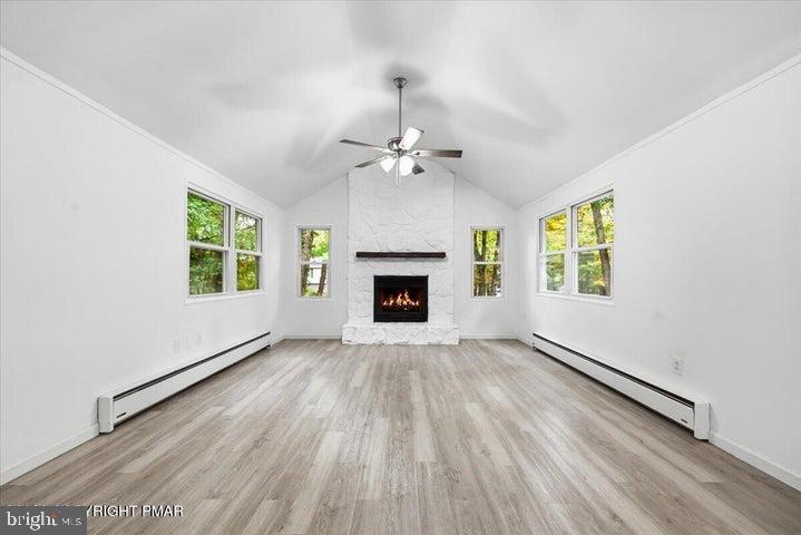 118 Buckhill Rd E Property Photo 25