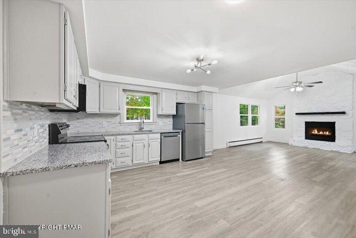 118 Buckhill Rd E Property Photo 32