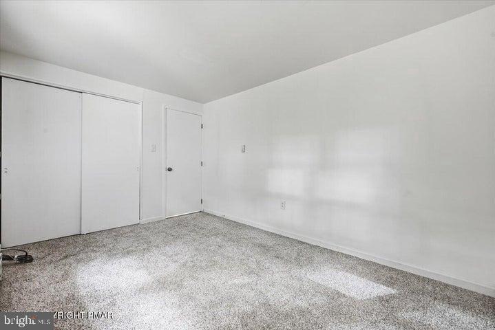 118 Buckhill Rd E Property Photo 41