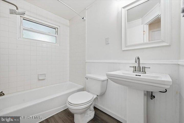 118 Buckhill Rd E Property Photo 44