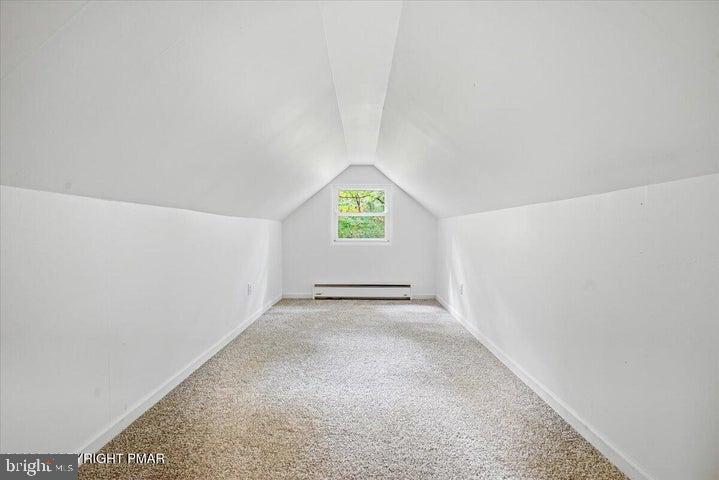 118 Buckhill Rd E Property Photo 51