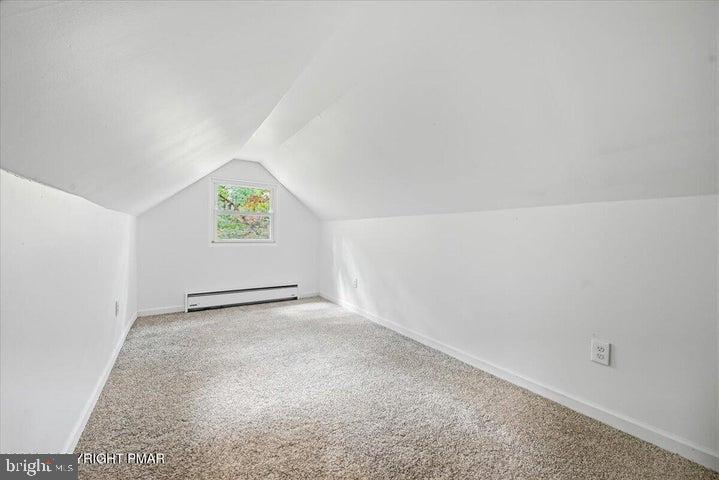 118 Buckhill Rd E Property Photo 53