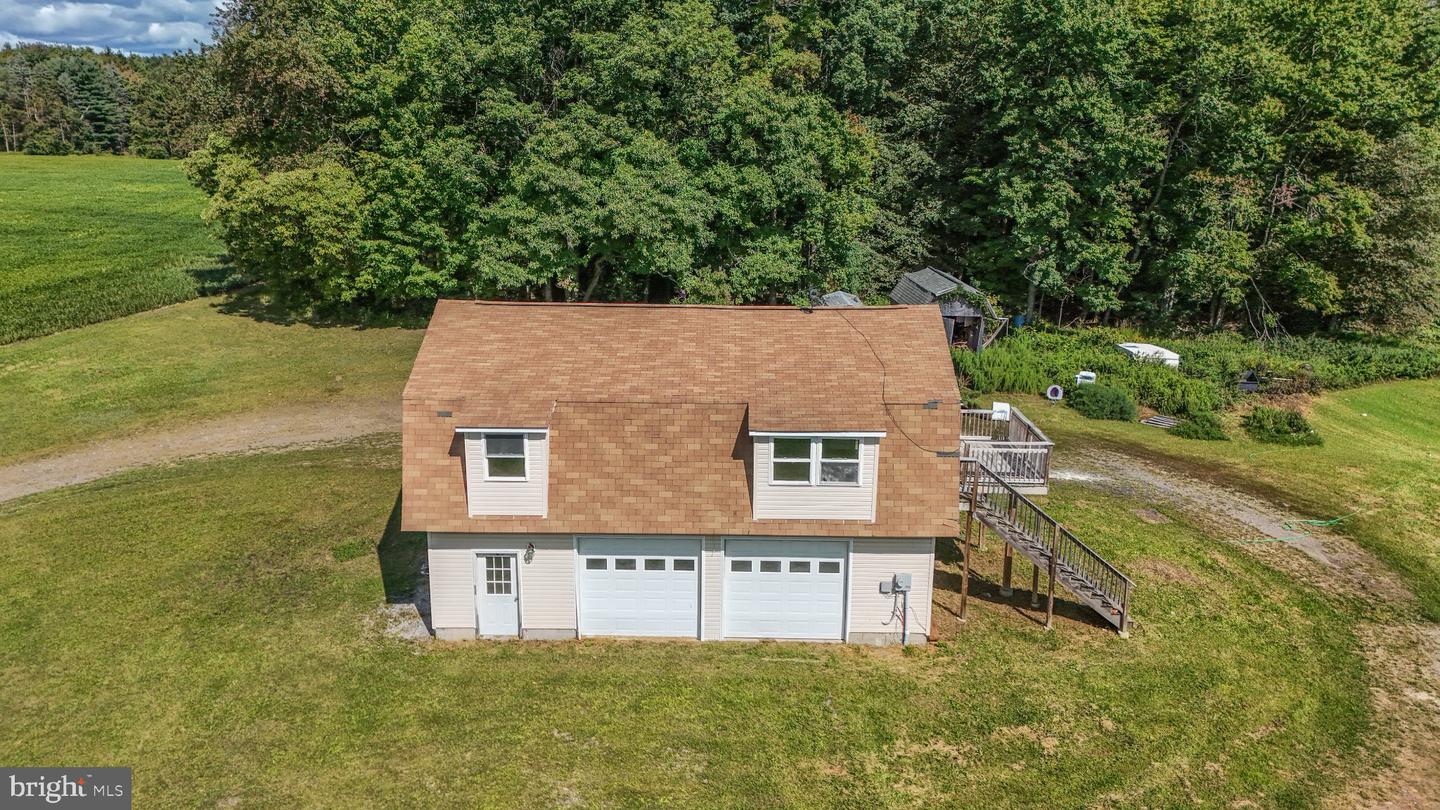2415 Stagecoach Rd W Property Photo 2