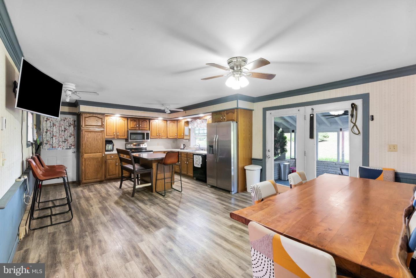 2415 Stagecoach Rd W Property Photo 8
