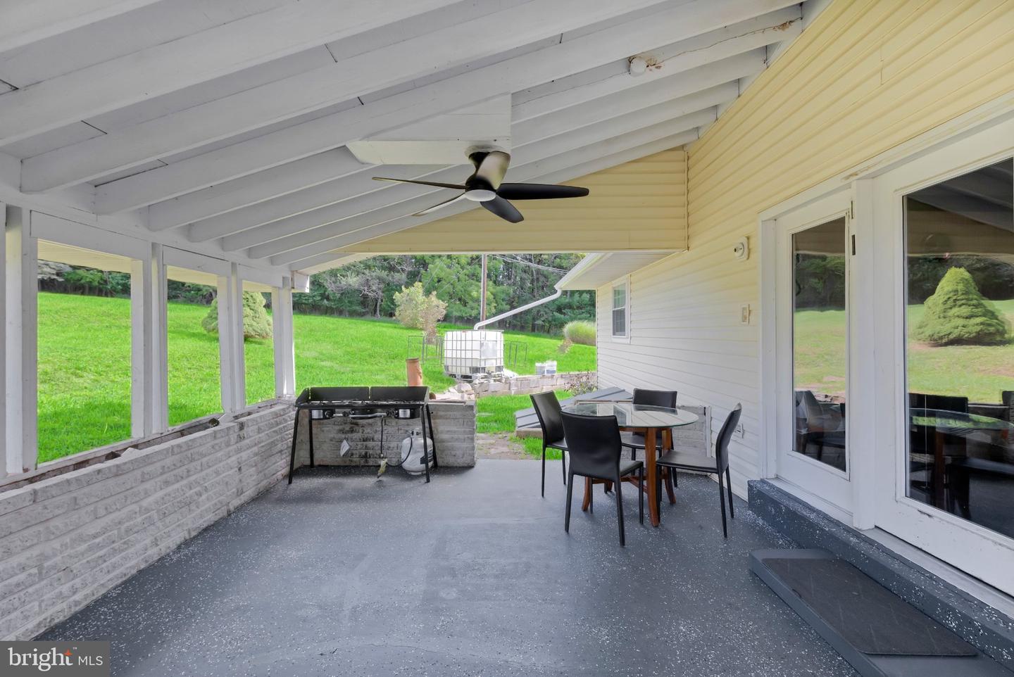 2415 Stagecoach Rd W Property Photo 35
