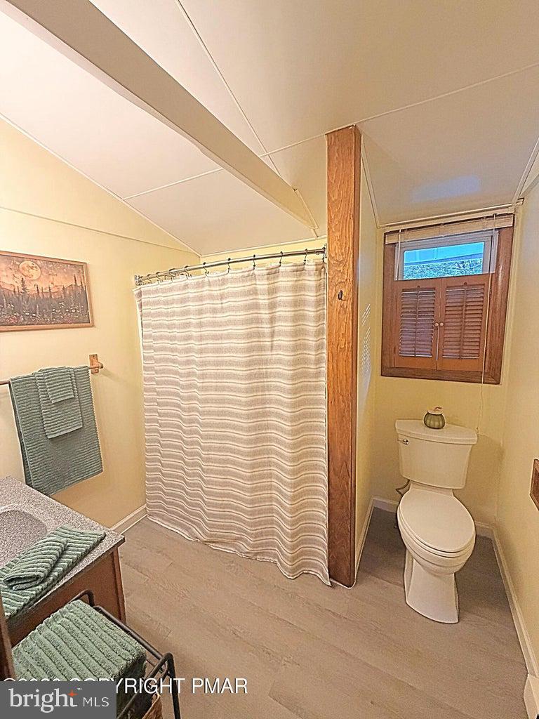 76 Woodland Rd Property Photo 11