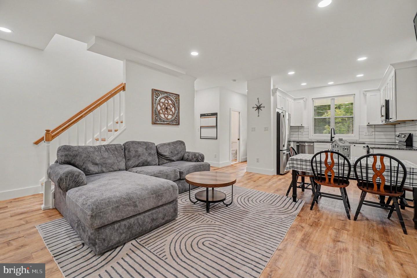 2 Cold Spring Dr Property Photo 8